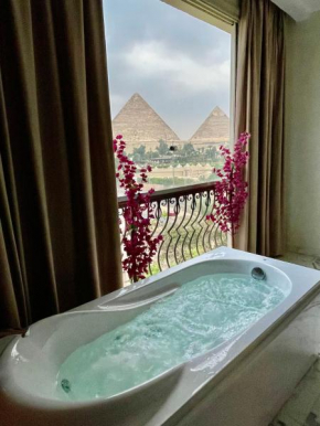 Unique Pyramids View INN